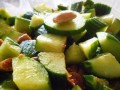 Salata od krastavaca i badema