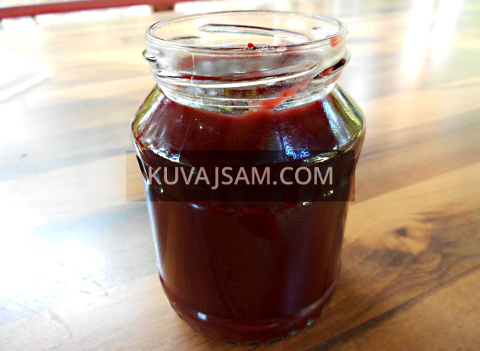 Marmelada od crnog grožđa (foto: kuvajsam.com)