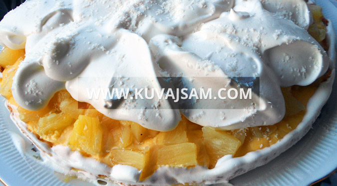 Voćna torta sa kokosom (foto: kuvajsam.com)
