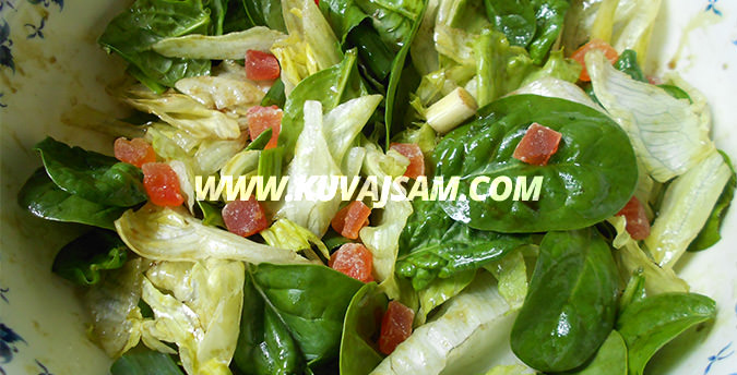Zelena salata sa spanaćem (foto: kuvajsam.com)