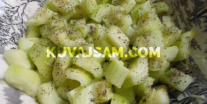 Salata od krastavaca sa đumbirom (foto: kuvajsam.com)