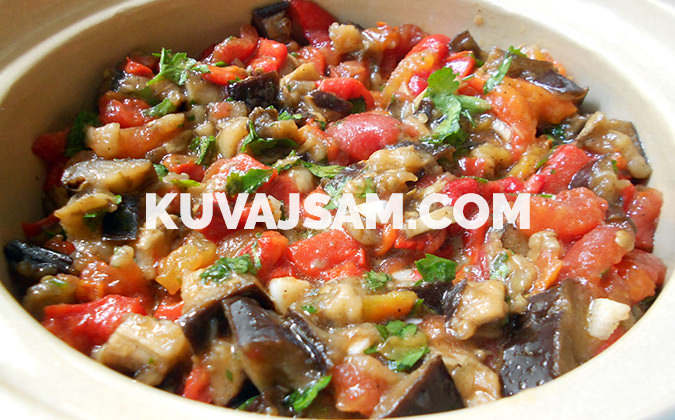 Salata od pečenog povrća (foto: kuvajsam.com)