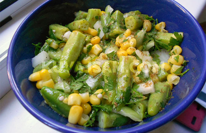 Salata od bamija i kukuruza (foto: kuvajsam.com)