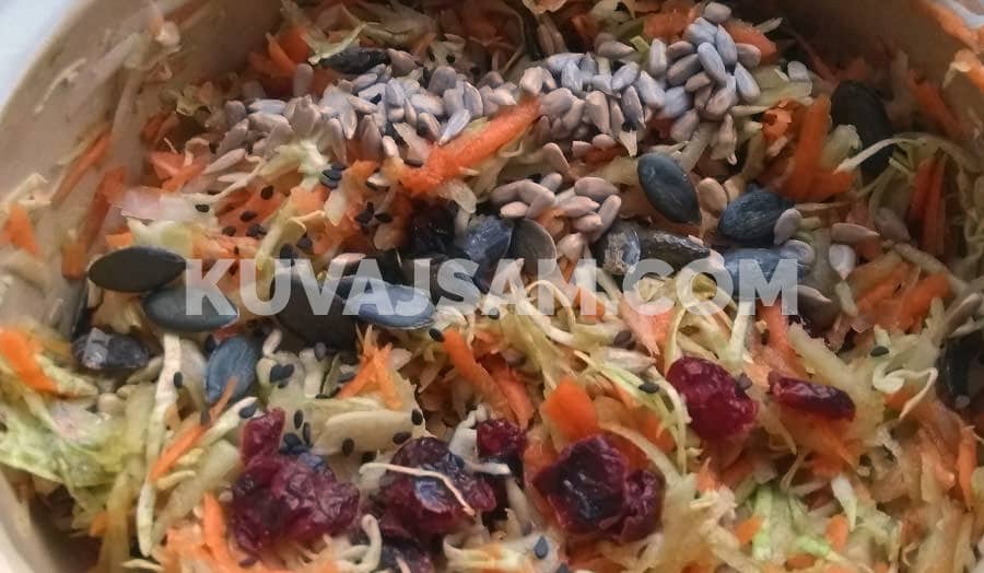 Salata od šargarepe, kelerabe i kupusa